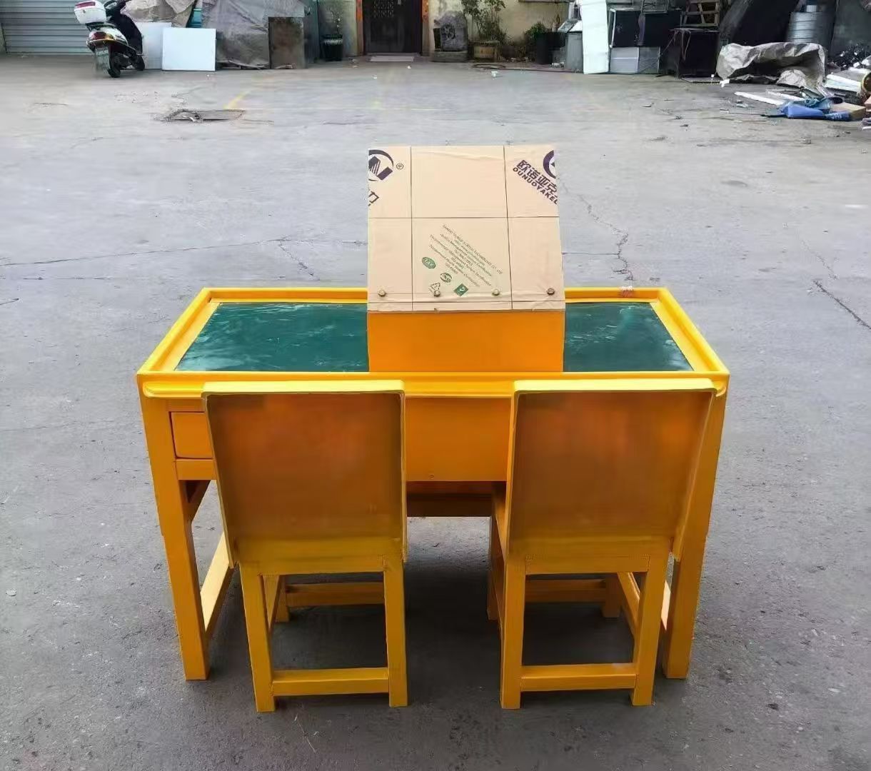 大姚防静电导通桌井下煤矿火工品发放桌：危险品流转的安全守护者